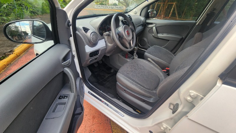 FIAT PALIO 1.4 MPI ATTRACTIVE 8V FLEX 4P MANUAL 2014/2015 FERNANDO AUTOMÓVEIS | REVENDA DE CARROS ARROIO DO MEIO ARROIO DO MEIO / Carros no Vale