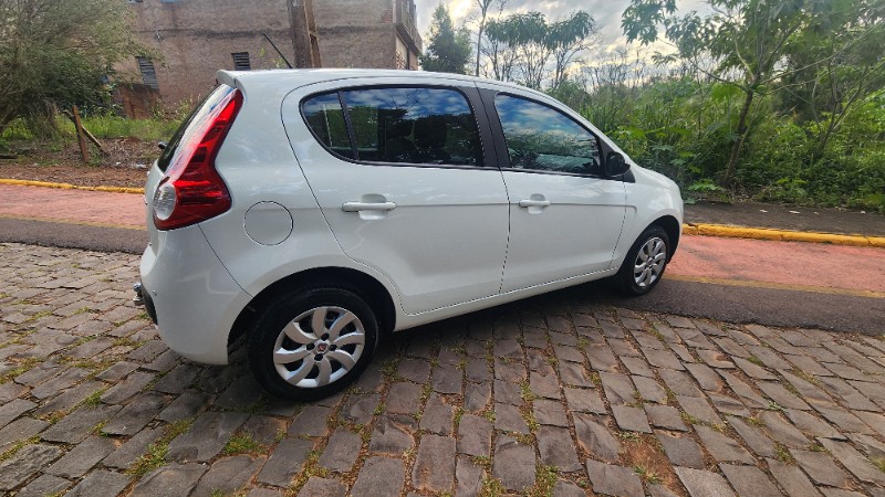 FIAT PALIO 1.4 MPI ATTRACTIVE 8V FLEX 4P MANUAL 2014/2015 FERNANDO AUTOMÓVEIS | REVENDA DE CARROS ARROIO DO MEIO ARROIO DO MEIO / Carros no Vale