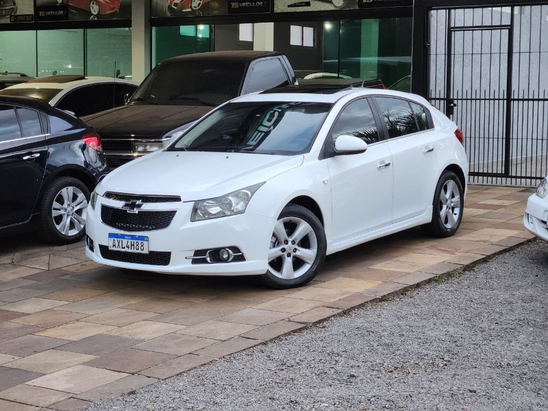 CHEVROLET CRUZE SPORT LTZ 1.8 2013/2014 TS VEÍCULOS ANTA GORDA / Carros no Vale