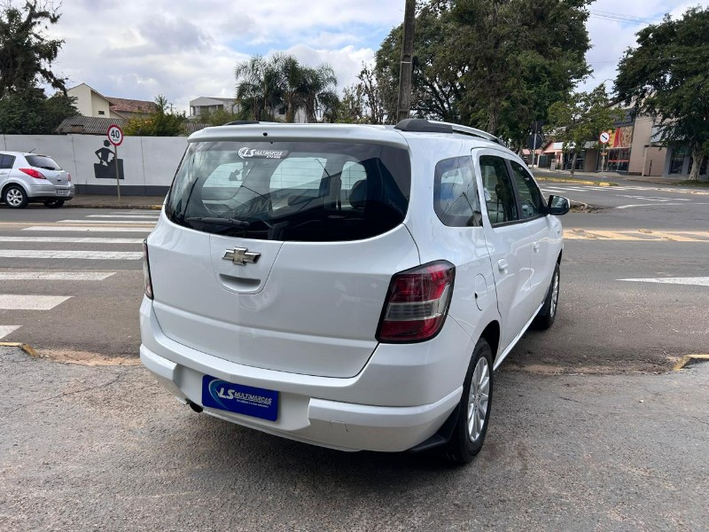 CHEVROLET SPIN LT 1.8 8V ECONO.FLEX 5P AUT. 2014/2014 LS MULTIMARCAS VENÂNCIO AIRES / Carros no Vale