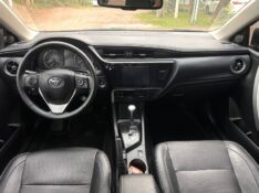 TOYOTA COROLLA XEI 2.0 /2019 MENEGHINI VEÍCULOS ARROIO DO MEIO / Carros no Vale