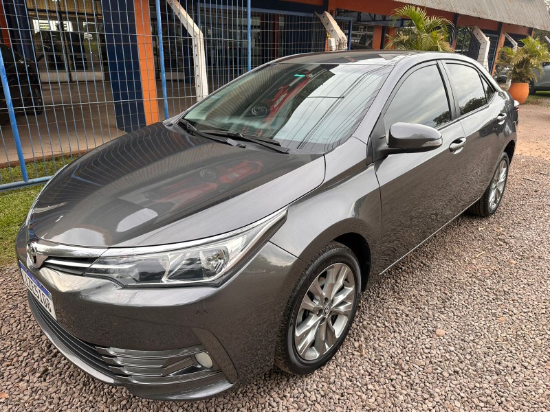 TOYOTA COROLLA XEI 2.0 /2019 MENEGHINI VEÍCULOS ARROIO DO MEIO / Carros no Vale