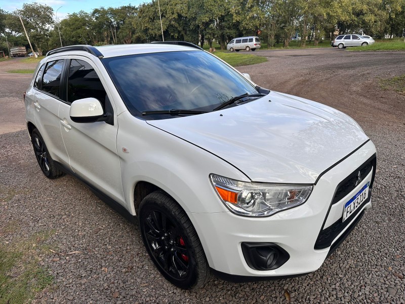 MITSUBISHI ASX 2.0 /2014 MENEGHINI VEÍCULOS ARROIO DO MEIO / Carros no Vale