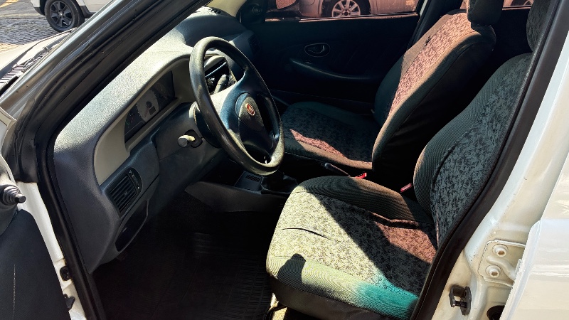 FIAT PALIO 1.0 ECONOMY FIRE FLEX 8V 4P 2009/2010 COMPLETO VEÍCULOS GUAPORÉ / Carros no Vale