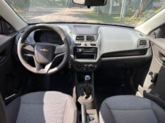 CHEVROLET COBALT 1.4 LS /2015 MENEGHINI VEÍCULOS ARROIO DO MEIO / Carros no Vale