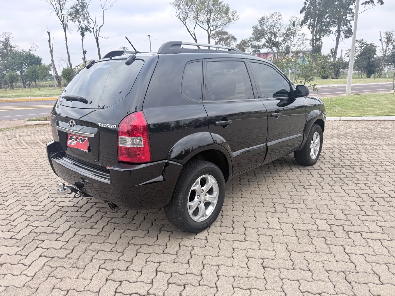 HYUNDAI TUCSON 2.0 GLS 2009/2009 ELY AUTOMÓVEIS LAJEADO / Carros no Vale