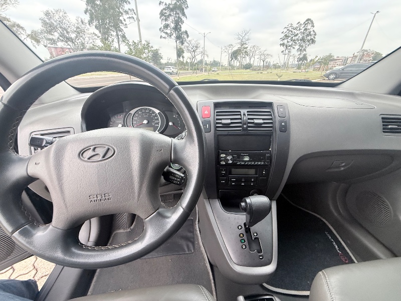 HYUNDAI TUCSON 2.0 GLS 2009/2009 ELY AUTOMÓVEIS LAJEADO / Carros no Vale