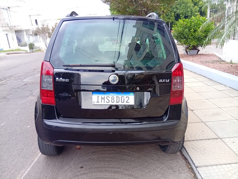 FIAT IDEA 1.4 ELX 8V 2005/2006 ALTERNATIVA VEÍCULOS LAJEADO / Carros no Vale