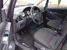 FIAT IDEA 1.4 ELX 8V 2005/2006 ALTERNATIVA VEÍCULOS LAJEADO / Carros no Vale