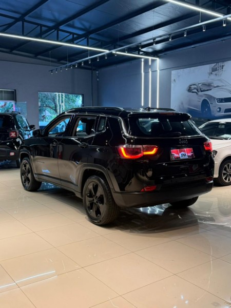 JEEP COMPASS 2.0 16V LONGITUDE 2016/2017 JM AUTOMÓVEIS VENÂNCIO AIRES / Carros no Vale JEEP COMPASS 2.0 16V LONGITUDE 2016/2017 JM AUTOMÓVEIS VENÂNCIO AIRES / Carros no Vale