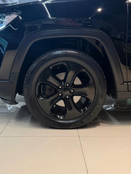 JEEP COMPASS 2.0 16V LONGITUDE 2016/2017 JM AUTOMÓVEIS VENÂNCIO AIRES / Carros no Vale JEEP COMPASS 2.0 16V LONGITUDE 2016/2017 JM AUTOMÓVEIS VENÂNCIO AIRES / Carros no Vale