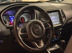 JEEP COMPASS 2.0 16V LONGITUDE 2016/2017 JM AUTOMÓVEIS VENÂNCIO AIRES / Carros no Vale