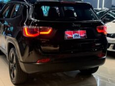 JEEP COMPASS 2.0 16V LONGITUDE 2016/2017 JM AUTOMÓVEIS VENÂNCIO AIRES / Carros no Vale