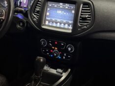 JEEP COMPASS 2.0 16V LONGITUDE 2016/2017 JM AUTOMÓVEIS VENÂNCIO AIRES / Carros no Vale