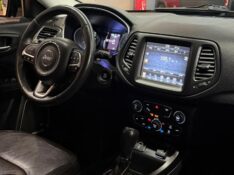 JEEP COMPASS 2.0 16V LONGITUDE 2016/2017 JM AUTOMÓVEIS VENÂNCIO AIRES / Carros no Vale
