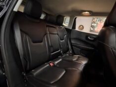 JEEP COMPASS 2.0 16V LONGITUDE 2016/2017 JM AUTOMÓVEIS VENÂNCIO AIRES / Carros no Vale