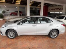 TOYOTA COROLLA 1.8 GLI UPPER 2019/2019 RIGAUTO VEÍCULOS VENÂNCIO AIRES / Carros no Vale