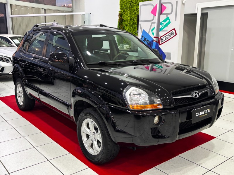 HYUNDAI TUCSON 2.0 MPFI GLS 16V 143CV 2WD 2013/2014 DUARTE VEÍCULOS PORTO ALEGRE / Carros no Vale