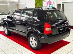 HYUNDAI TUCSON 2.0 MPFI GLS 16V 143CV 2WD 2013/2014 DUARTE VEÍCULOS PORTO ALEGRE / Carros no Vale