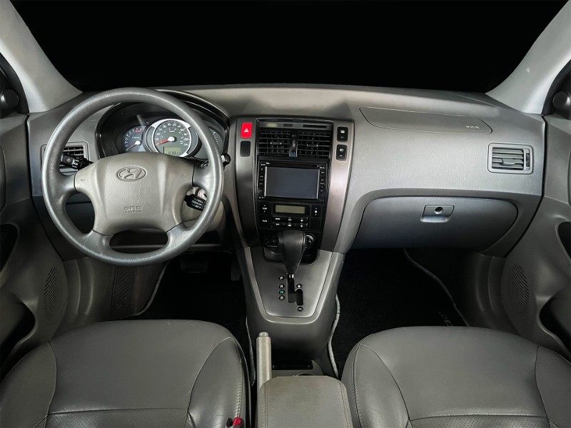 HYUNDAI TUCSON 2.0 MPFI GLS 16V 143CV 2WD 2013/2014 DUARTE VEÍCULOS PORTO ALEGRE / Carros no Vale