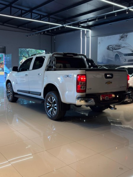 CHEVROLET S10 2.8 LTZ 4X4 16V 2017/2018 JM AUTOMÓVEIS VENÂNCIO AIRES / Carros no Vale