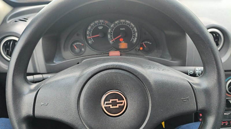 CHEVROLET PRISMA JOY 1.0 8V 2009/2010 ADRIANO VEÍCULOS CRUZEIRO DO SUL / Carros no Vale