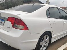 HONDA CIVIC 1.8 LXS 16V FLEX 4P AUTOMÁTICO 2008/2008 ADRIANO VEÍCULOS CRUZEIRO DO SUL / Carros no Vale