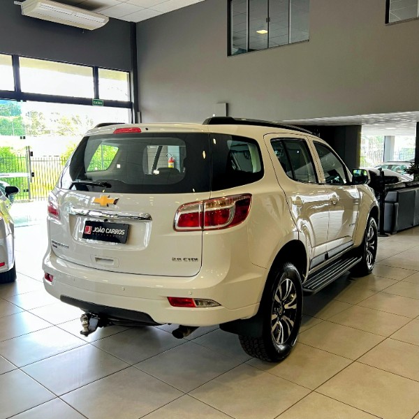 CHEVROLET TRAILBLAZER 2.8 LT 4X4 16V TURBO DIESEL 4P AUTOMÁTICO 2018/2018 JOÃO CARROS MULTIMARCAS GUAPORÉ / Carros no Vale CHEVROLET TRAILBLAZER 2.8 LT 4X4 16V TURBO DIESEL 4P AUTOMÁTICO 2018/2018 JOÃO CARROS MULTIMARCAS GUAPORÉ / Carros no Vale