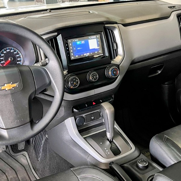 CHEVROLET TRAILBLAZER 2.8 LT 4X4 16V TURBO DIESEL 4P AUTOMÁTICO 2018/2018 JOÃO CARROS MULTIMARCAS GUAPORÉ / Carros no Vale CHEVROLET TRAILBLAZER 2.8 LT 4X4 16V TURBO DIESEL 4P AUTOMÁTICO 2018/2018 JOÃO CARROS MULTIMARCAS GUAPORÉ / Carros no Vale