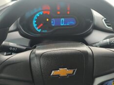 CHEVROLET ONIX 1.4 MT LT 2013/2013 ADRIANO VEÍCULOS CRUZEIRO DO SUL / Carros no Vale