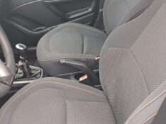 CHEVROLET ONIX 1.4 MT LT 2013/2013 ADRIANO VEÍCULOS CRUZEIRO DO SUL / Carros no Vale