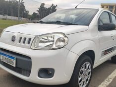 FIAT UNO 1.0 EVO VIVACE 8V FLEX 4P MANUAL 2012/2013 ADRIANO VEÍCULOS CRUZEIRO DO SUL / Carros no Vale