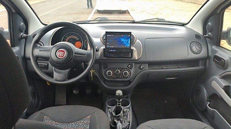 FIAT UNO 1.0 EVO VIVACE 8V FLEX 4P MANUAL 2012/2013 ADRIANO VEÍCULOS CRUZEIRO DO SUL / Carros no Vale