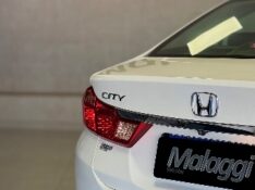 HONDA CITY 1.5 EXL 16V FLEX 4P AUTOMÁTICO 2015/2015 MALAGGI VEÍCULOS ENCANTADO / Carros no Vale