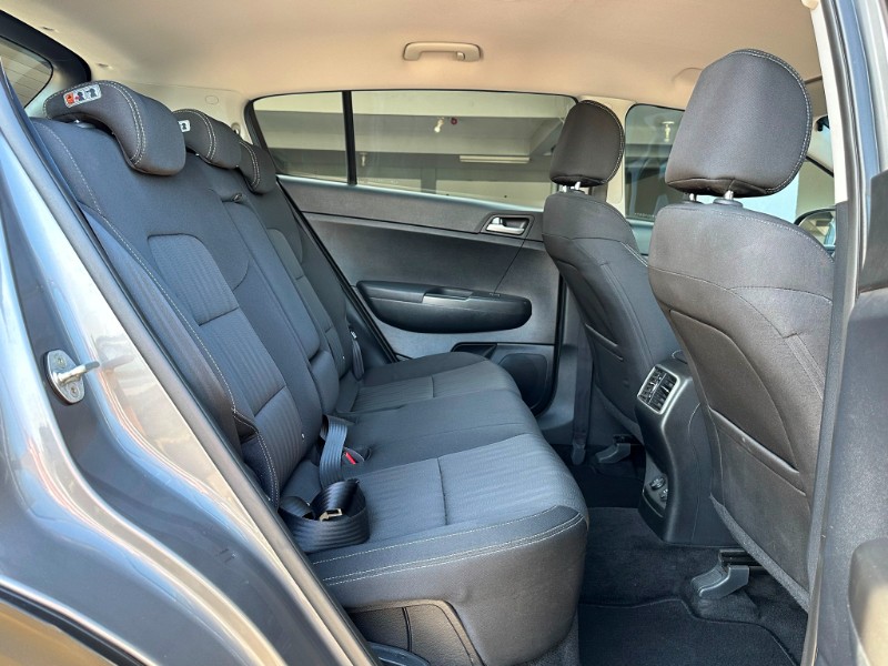 KIA SPORTAGE LX 2.0 AUT. 2017/2018 SÉTIMA VEÍCULOS GUAPORÉ / Carros no Vale