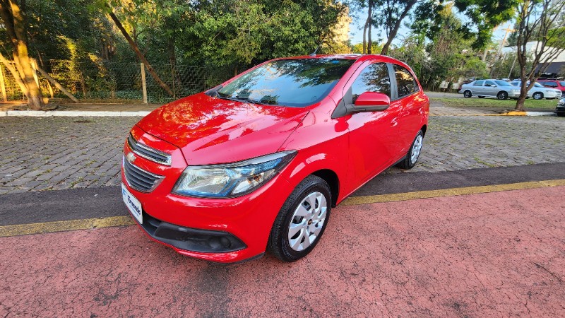 CHEVROLET ONIX 1.4 LT 2013/2014 FERNANDO AUTOMÓVEIS | REVENDA DE CARROS ARROIO DO MEIO ARROIO DO MEIO / Carros no Vale