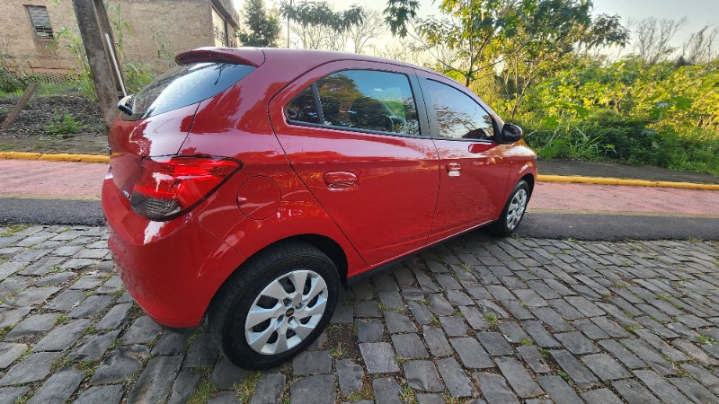 CHEVROLET ONIX 1.4 LT 2013/2014 FERNANDO AUTOMÓVEIS | REVENDA DE CARROS ARROIO DO MEIO ARROIO DO MEIO / Carros no Vale