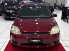 FORD FIESTA 1.0 PERSONNALITE 8V 2002/2003 DUARTE VEÍCULOS PORTO ALEGRE / Carros no Vale