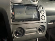 FORD FIESTA 1.0 PERSONNALITE 8V 2002/2003 DUARTE VEÍCULOS PORTO ALEGRE / Carros no Vale