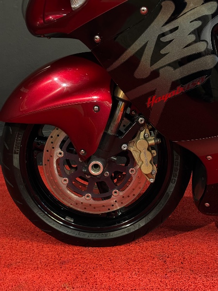 SUZUKI MOTOS GSX 1300 R HAYABUSA /2007 EXCLUSIVO VEÍCULOS SANTA CRUZ DO SUL / Carros no Vale