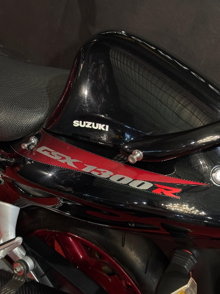 SUZUKI MOTOS GSX 1300 R HAYABUSA /2007 EXCLUSIVO VEÍCULOS SANTA CRUZ DO SUL / Carros no Vale