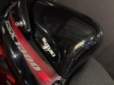 SUZUKI MOTOS GSX 1300 R HAYABUSA /2007 EXCLUSIVO VEÍCULOS SANTA CRUZ DO SUL / Carros no Vale