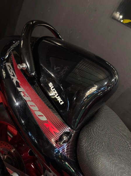 SUZUKI MOTOS GSX 1300 R HAYABUSA /2007 EXCLUSIVO VEÍCULOS SANTA CRUZ DO SUL / Carros no Vale
