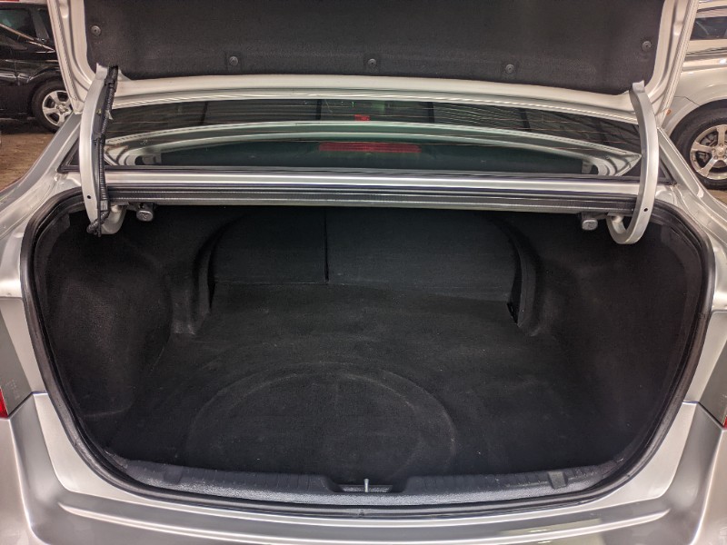KIA CERATO 1.6 EX3 SEDAN 16V GASOLINA 4P AUTOMÁTICO 2010/2011 RICARDO VEÍCULOS TEUTÔNIA / Carros no Vale
