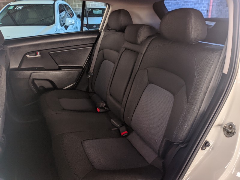 KIA SPORTAGE 2.0 LX 4X2 16V FLEX 4P AUTOMÁTICO 2014/2015 RICARDO VEÍCULOS TEUTÔNIA / Carros no Vale