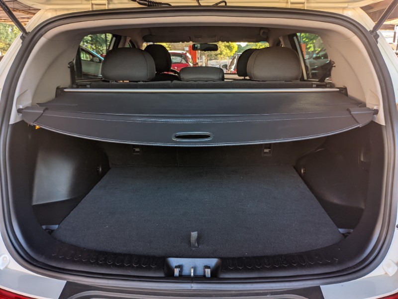 KIA SPORTAGE 2.0 LX 4X2 16V FLEX 4P AUTOMÁTICO 2014/2015 RICARDO VEÍCULOS TEUTÔNIA / Carros no Vale