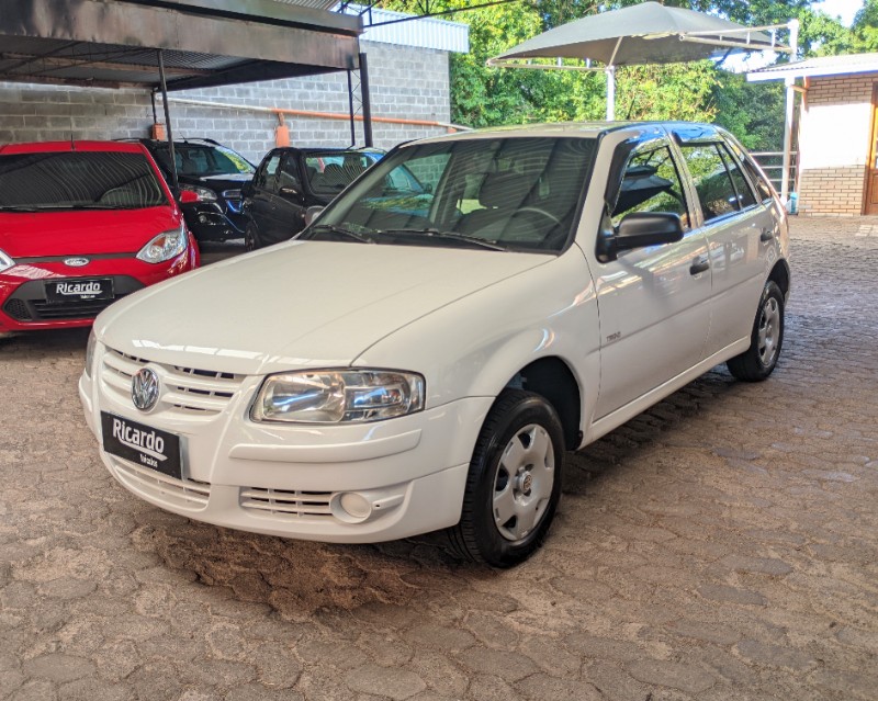 VOLKSWAGEN GOL 1.0 CITY 2011/2012 RICARDO VEÍCULOS TEUTÔNIA / Carros no Vale