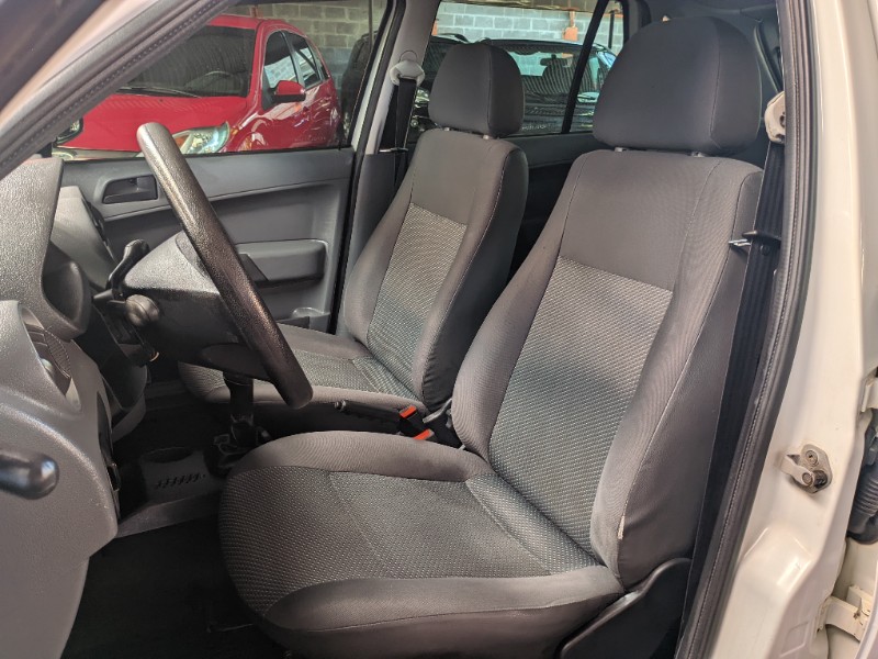 VOLKSWAGEN GOL 1.0 CITY 2011/2012 RICARDO VEÍCULOS TEUTÔNIA / Carros no Vale
