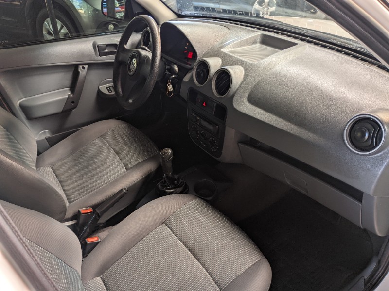 VOLKSWAGEN GOL 1.0 CITY 2011/2012 RICARDO VEÍCULOS TEUTÔNIA / Carros no Vale