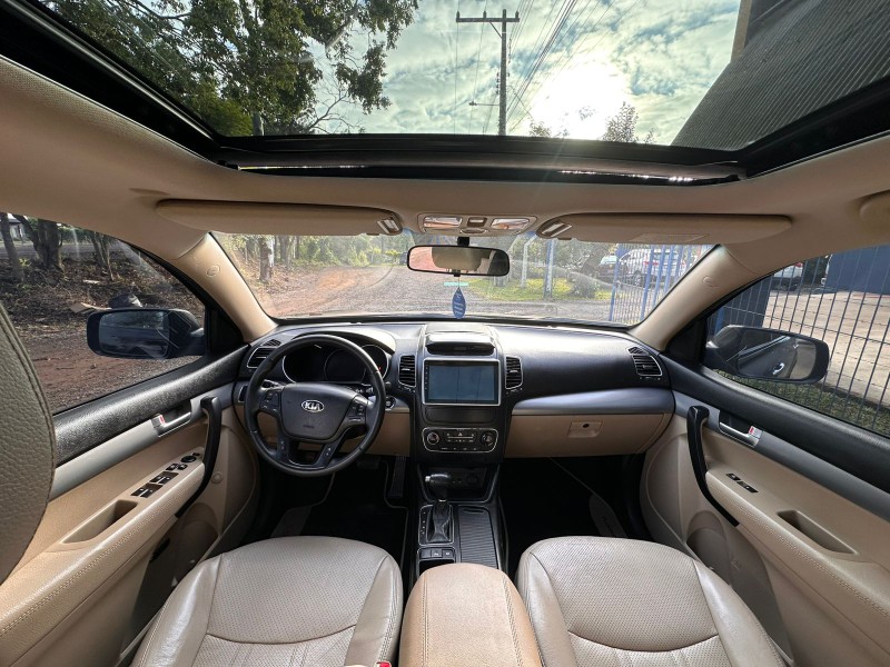 KIA SORENTO EX2 3.5 /2015 MENEGHINI VEÍCULOS ARROIO DO MEIO / Carros no Vale KIA SORENTO EX2 3.5 /2015 MENEGHINI VEÍCULOS ARROIO DO MEIO / Carros no Vale